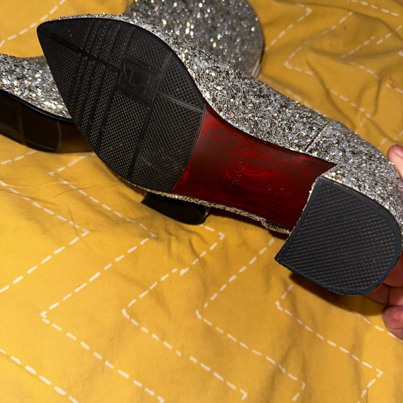 NWOT GLITTERY SILVER WESTERN STYLE BOOTS 😍❤️ - Picture 3 of 8